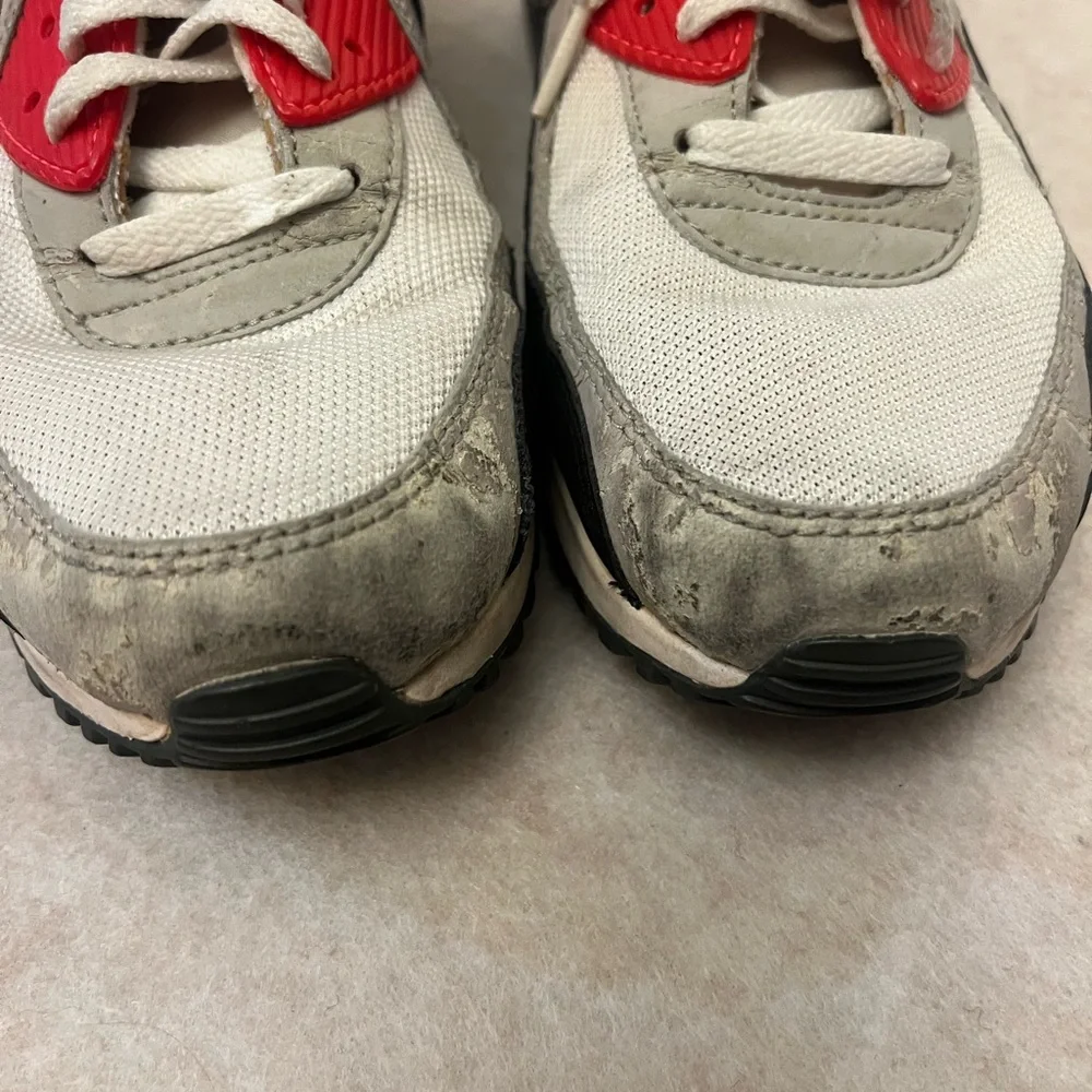 Nike‎ Air Max Shoes Red and Gray